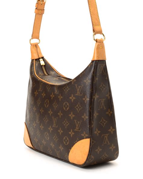 louis vuitton shoulder bag magnet|Louis Vuitton Shoulder Bags .